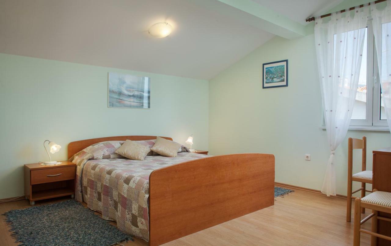 Apartments Cvjetni Dvori Makarska Exterior foto